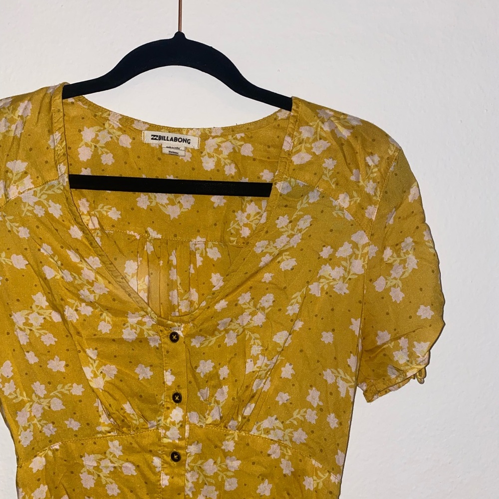 NWOT Yellow floral billabong dress - Picture 2 of 3